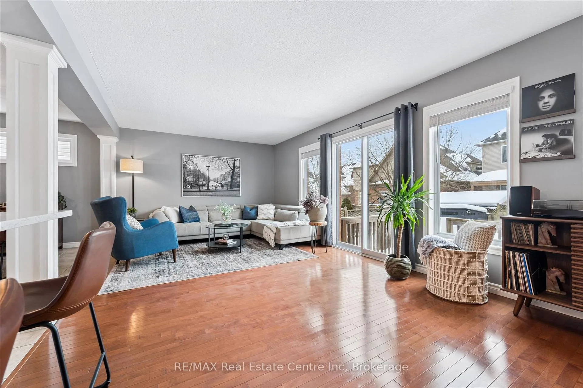 Photo 10 of 18 Truesdale Crescent, Guelph, Kortright West — HOMEH