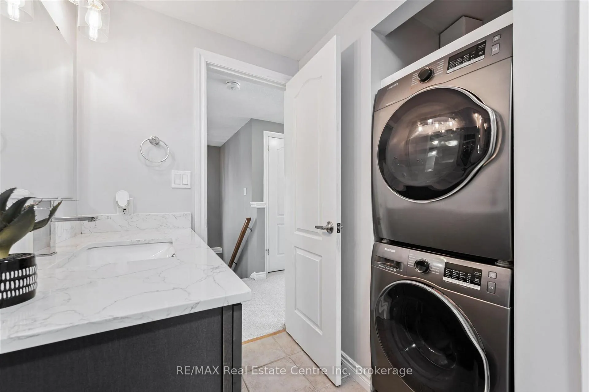 Photo 27 of 18 Truesdale Crescent, Guelph, Kortright West — HOMEH