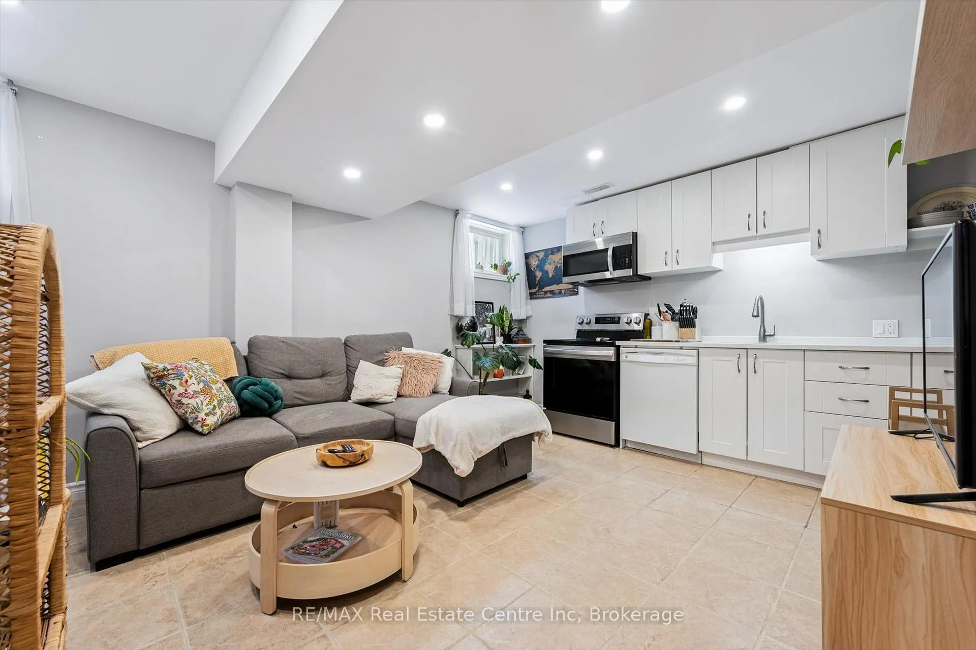 Photo 29 of 18 Truesdale Crescent, Guelph, Kortright West — HOMEH
