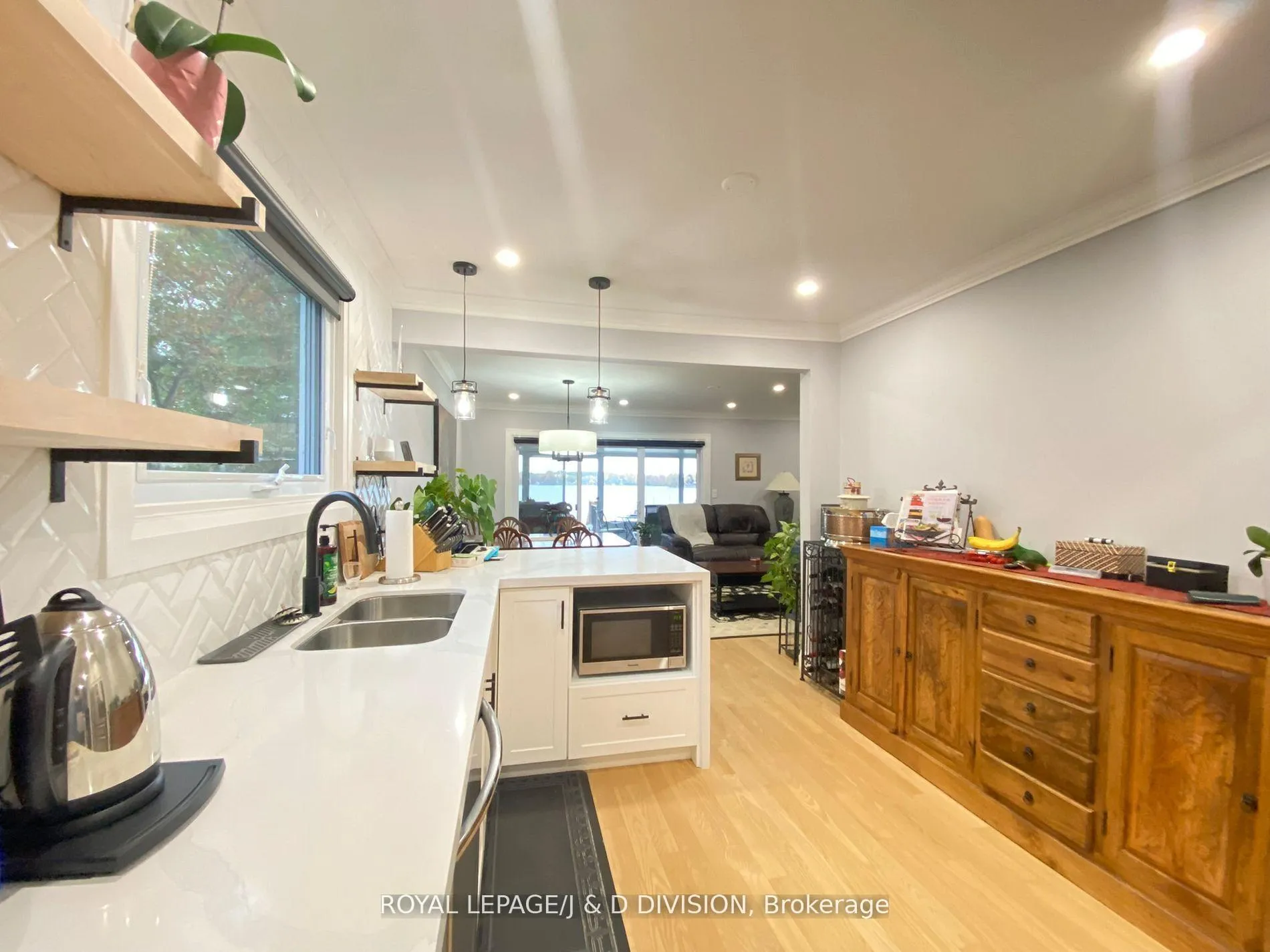 Photo 7 of 4276 Plum Point Road, Ramara, Rural Ramara — HOMEH