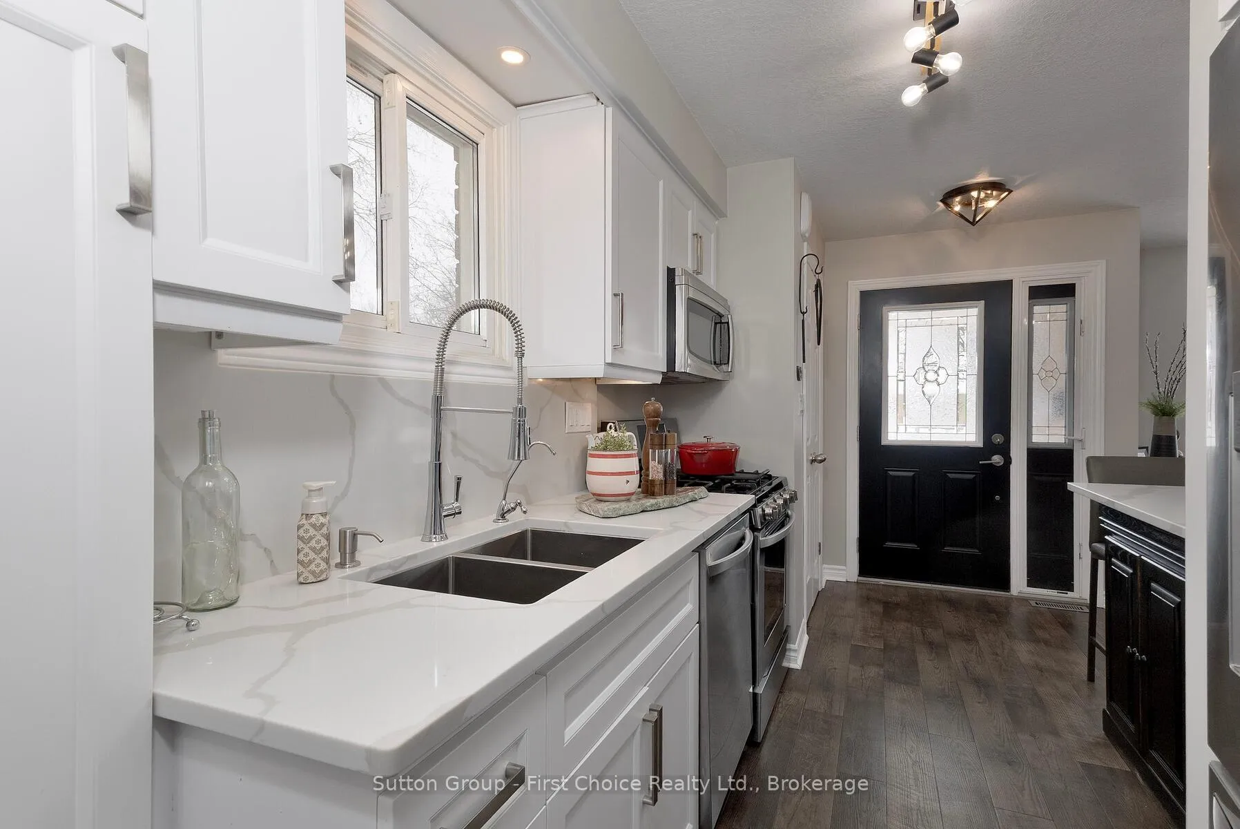 Photo 16 of 6 Polley Place, Stratford — HOMEH