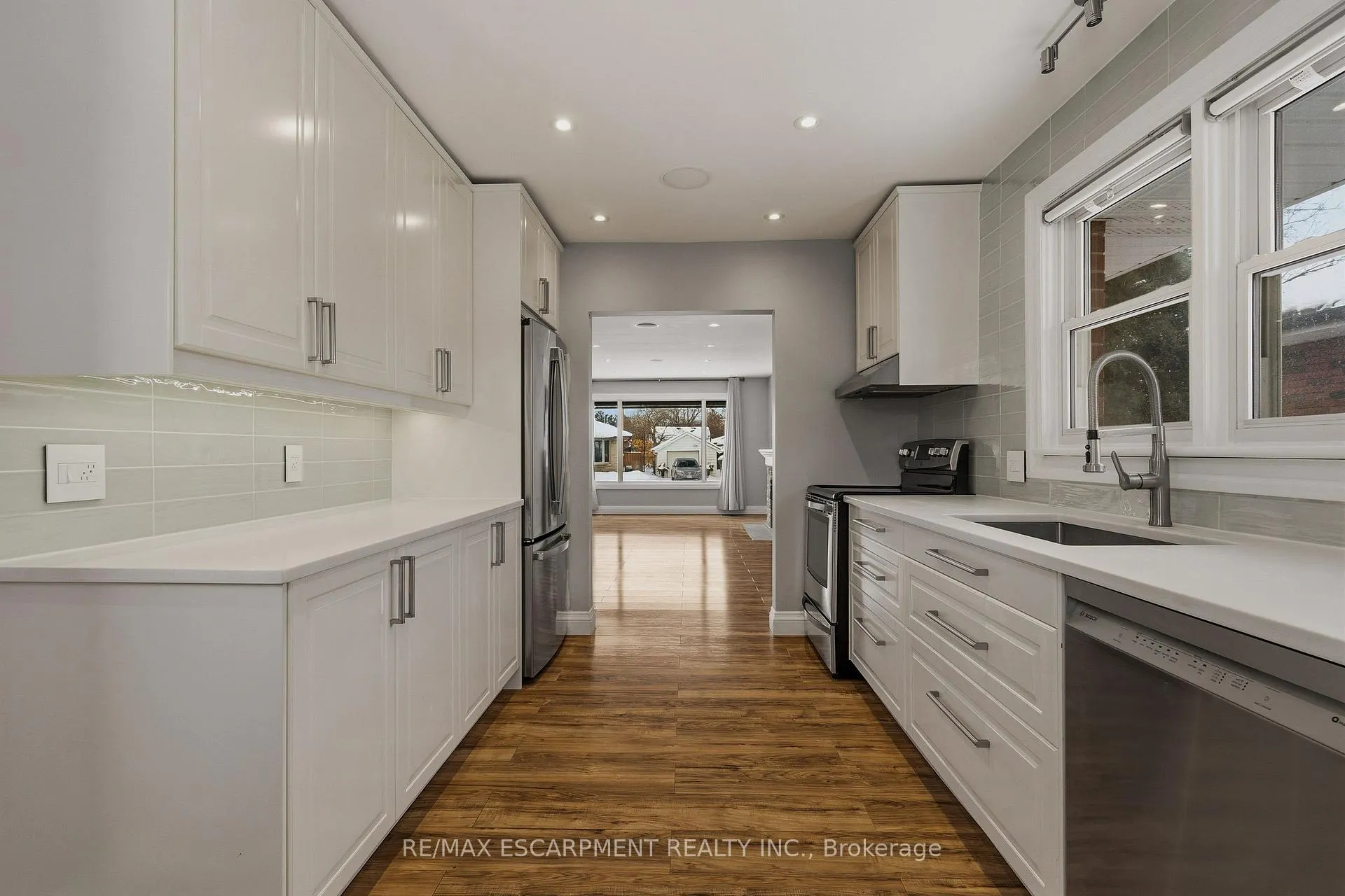 Photo 21 of 20 Shirley Street, Hamilton, Dundas — HOMEH
