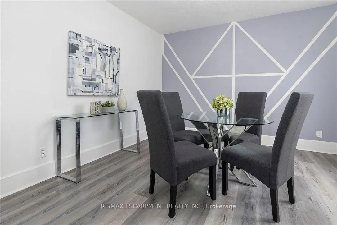 Photo 5 of 50 Stapleton Avenue, Hamilton, Crown Point — HOMEH