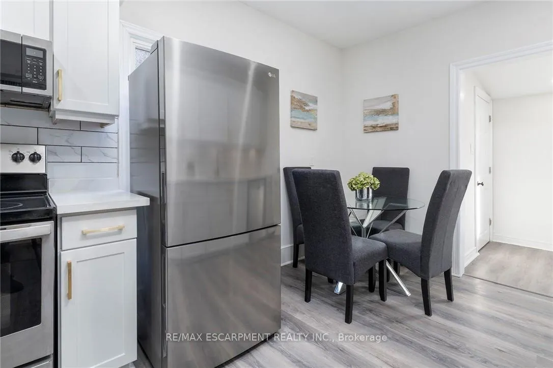 Photo 10 of 50 Stapleton Avenue, Hamilton, Crown Point — HOMEH
