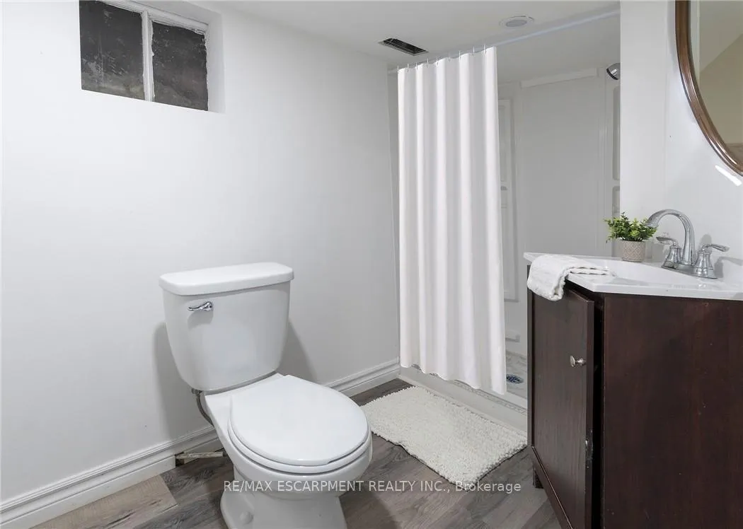 Photo 24 of 50 Stapleton Avenue, Hamilton, Crown Point — HOMEH
