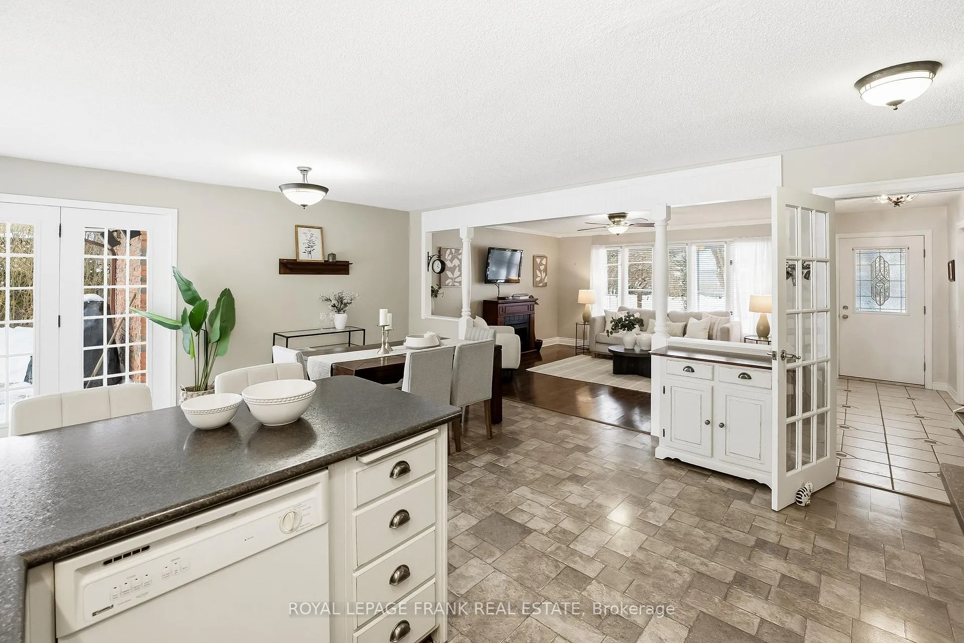 Photo 19 of 89 Allan Street, Scugog, Port Perry — HOMEH