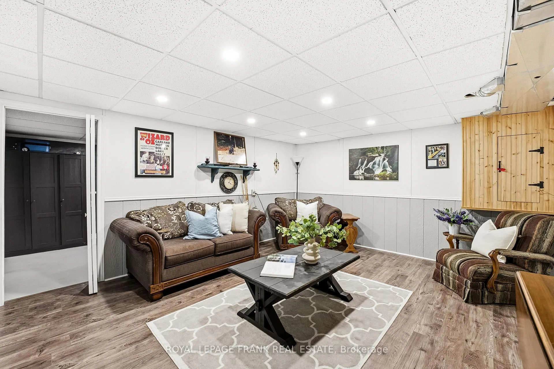 Photo 35 of 89 Allan Street, Scugog, Port Perry — HOMEH