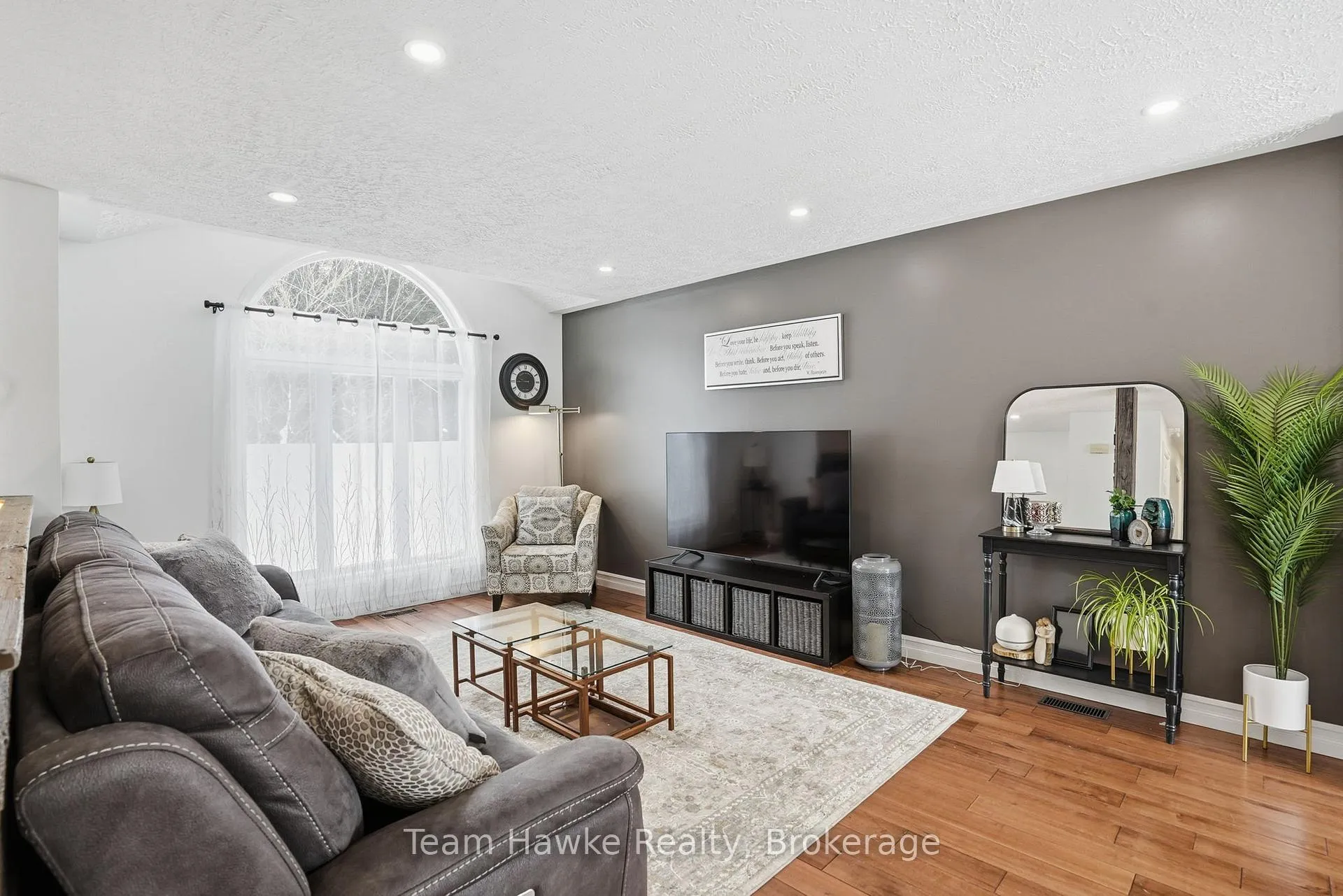 Photo 6 of 52 Mercer Crescent, Penetanguishene — HOMEH