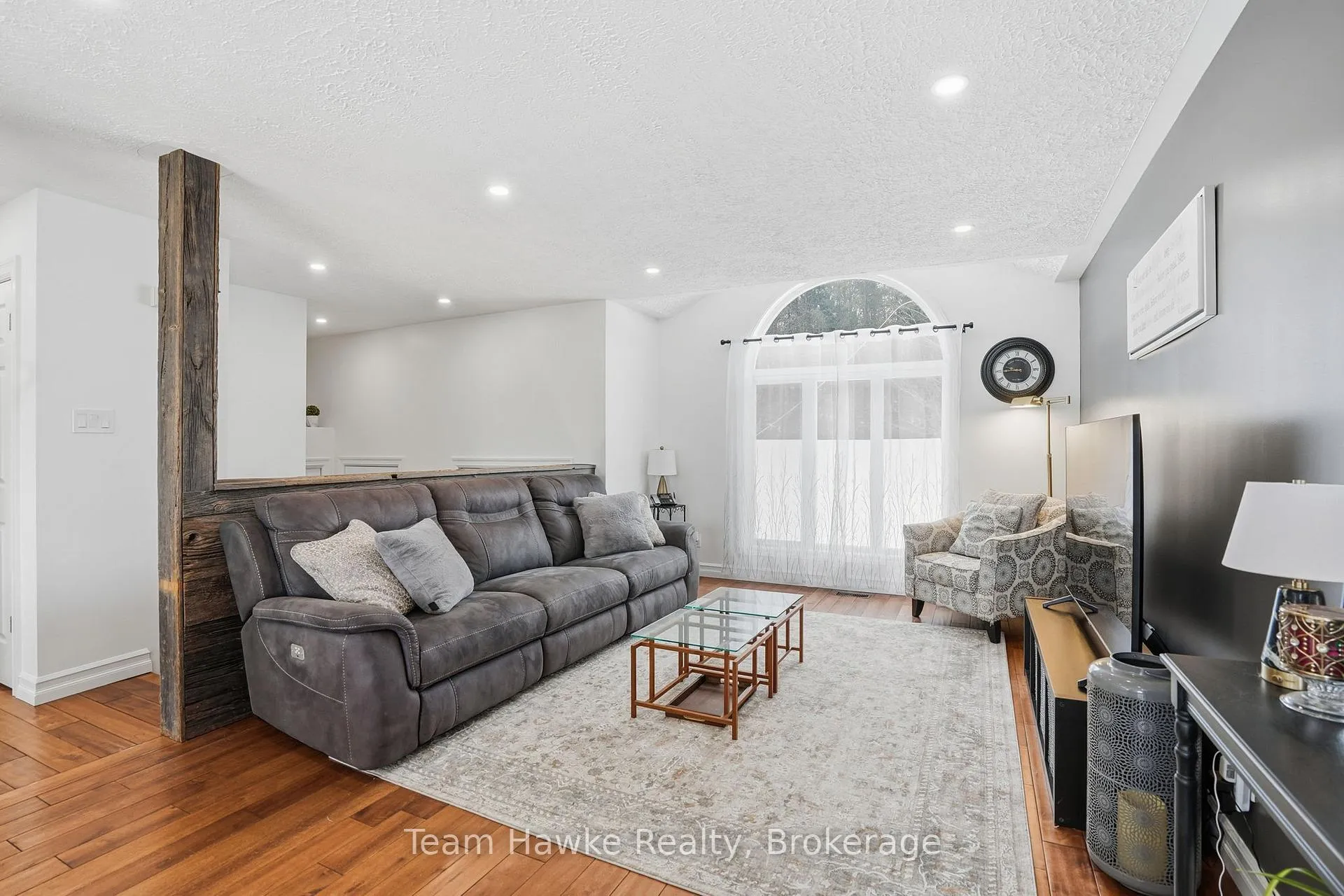 Photo 7 of 52 Mercer Crescent, Penetanguishene — HOMEH
