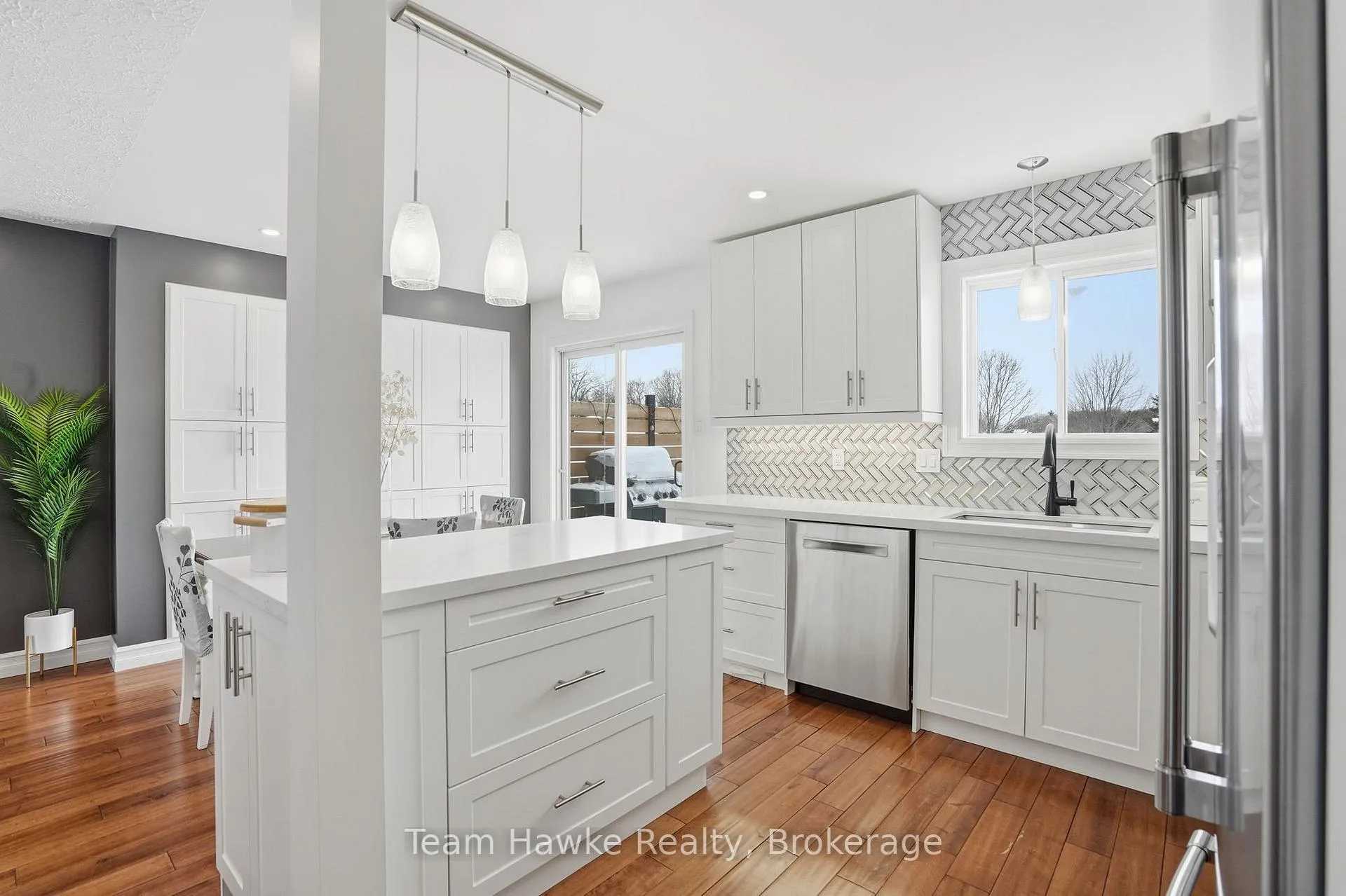 Photo 17 of 52 Mercer Crescent, Penetanguishene — HOMEH