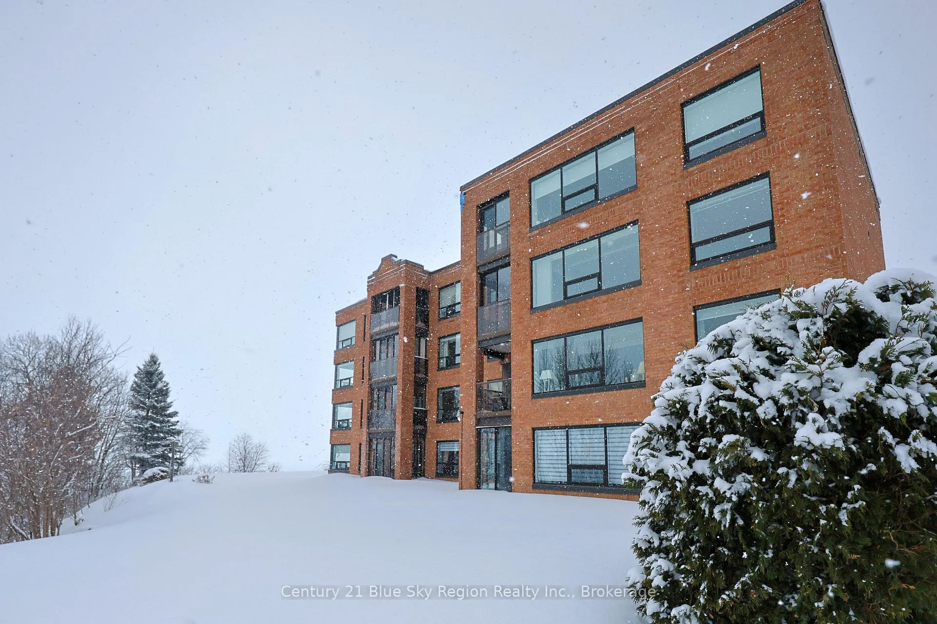 Photo 40 of Unit 301, 155 Timmins Street, North Bay, West End — HOMEH