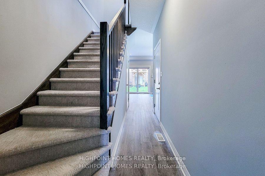 Photo 1 of 76 Aquarius Crescent, Hamilton, Rural Glanbrook — HOMEH