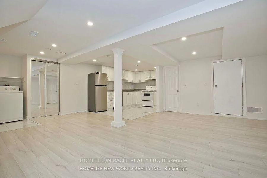 Photo 4 of Unit bsmt, 49 Thorncroft Crescent, Ajax, South East — HOMEH