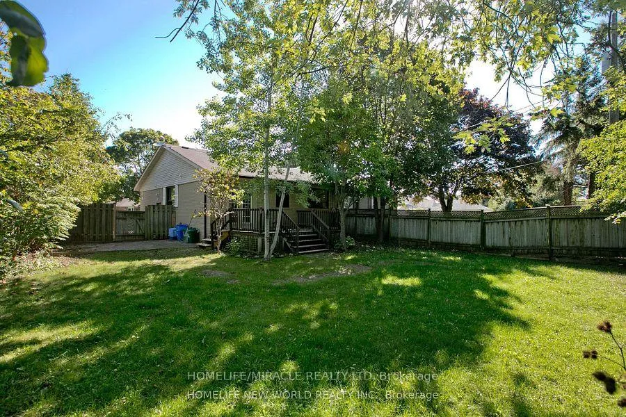 Photo 12 of Unit bsmt, 49 Thorncroft Crescent, Ajax, South East — HOMEH