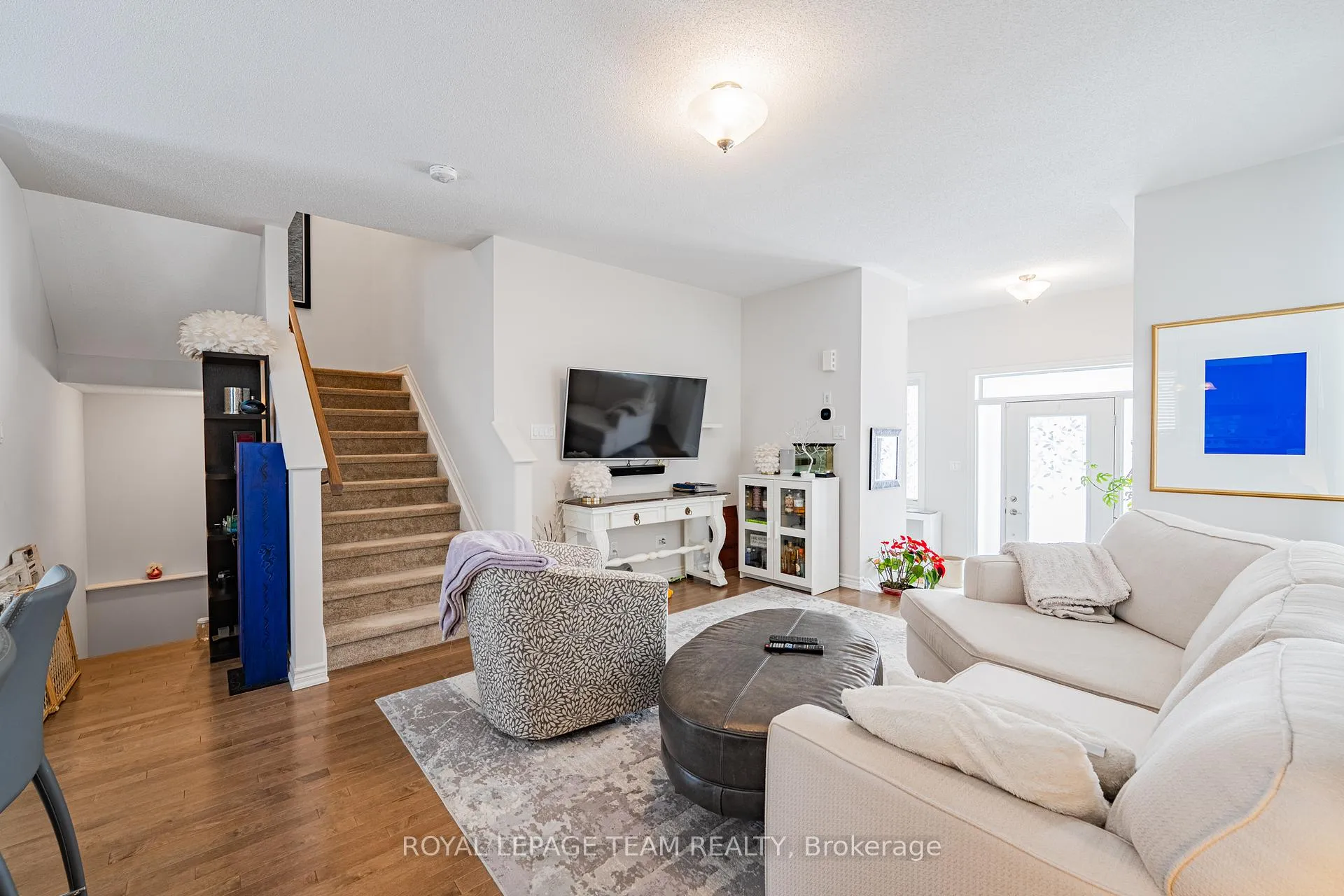 Photo 12 of 6 Darvoy Mews, Ottawa, Chapel Hill South - Orleans Village — HOMEH