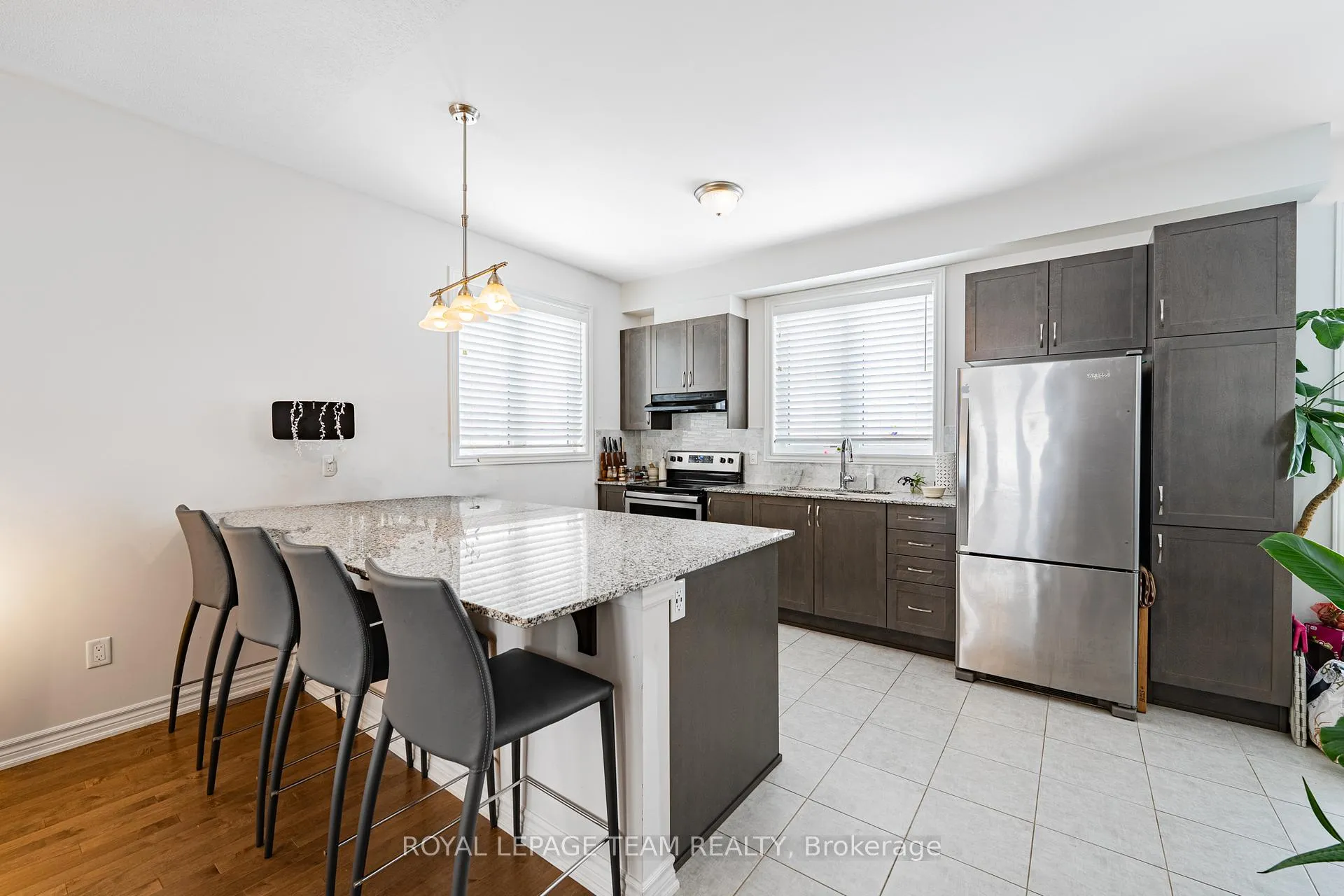 Photo 13 of 6 Darvoy Mews, Ottawa, Chapel Hill South - Orleans Village — HOMEH