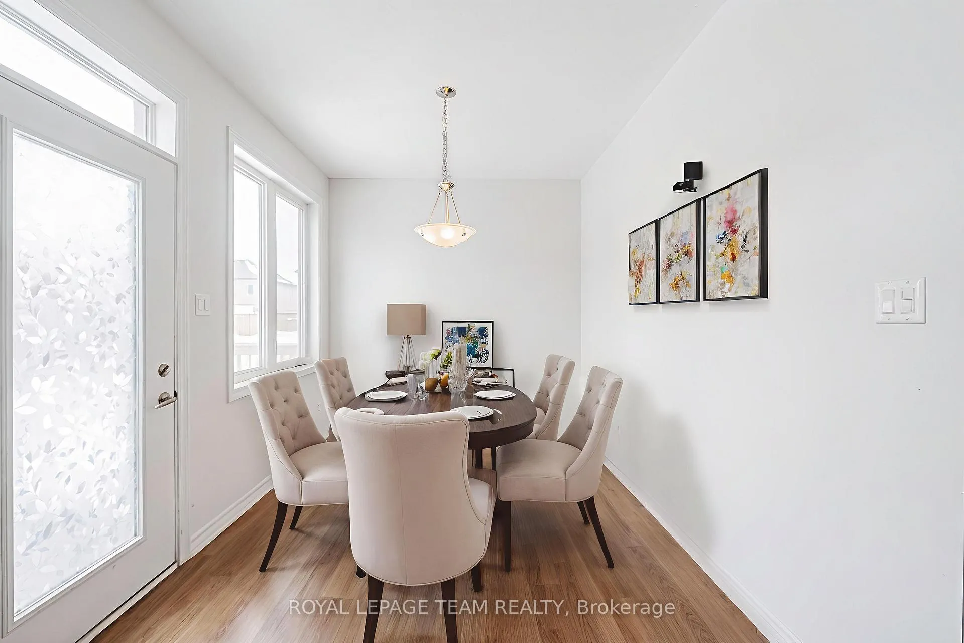Photo 18 of 6 Darvoy Mews, Ottawa, Chapel Hill South - Orleans Village — HOMEH