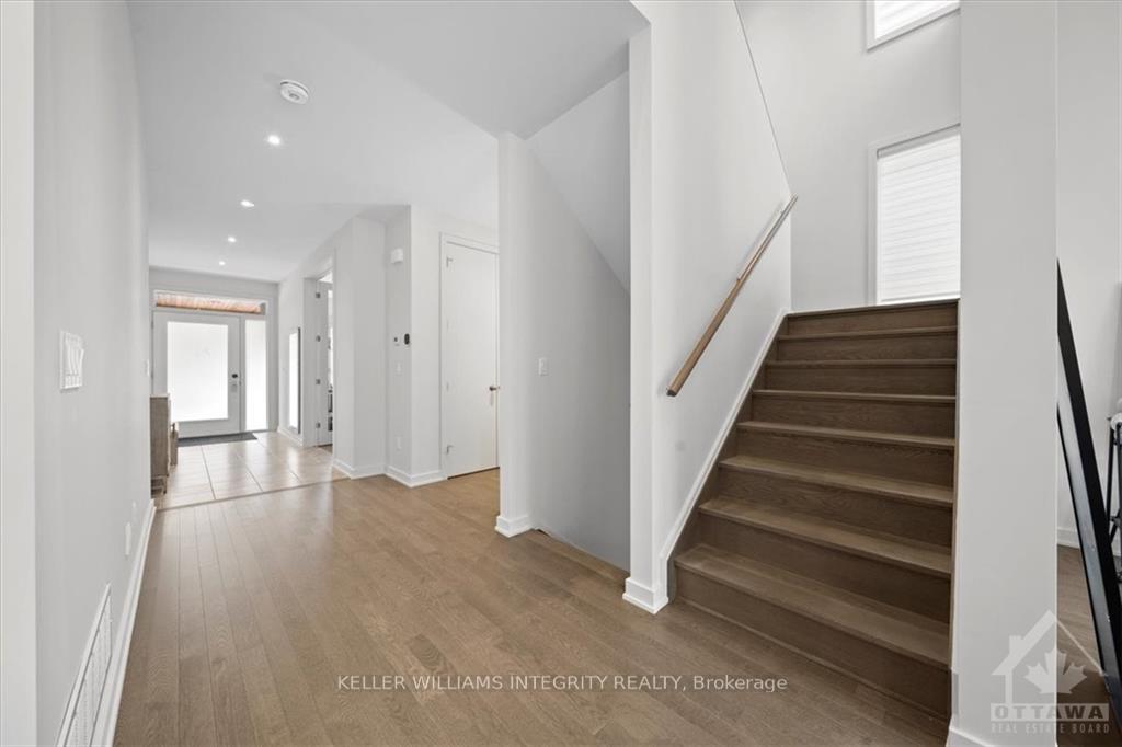 Photo 15 of 752 Wooler Place, Ottawa, Leitrim — HOMEH
