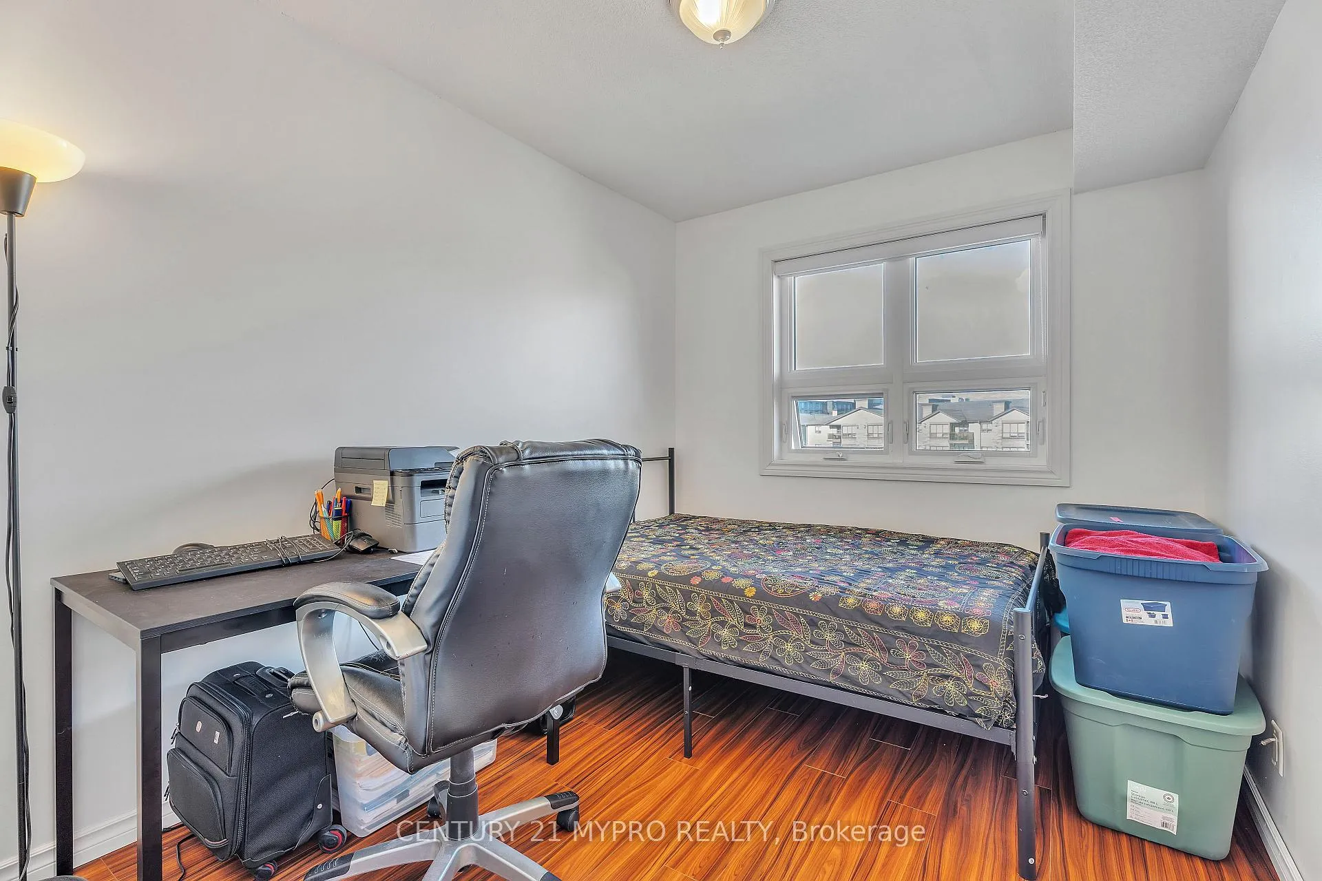 Photo 20 of Unit 410, 1 Jacksway Crescent, London, North G — HOMEH