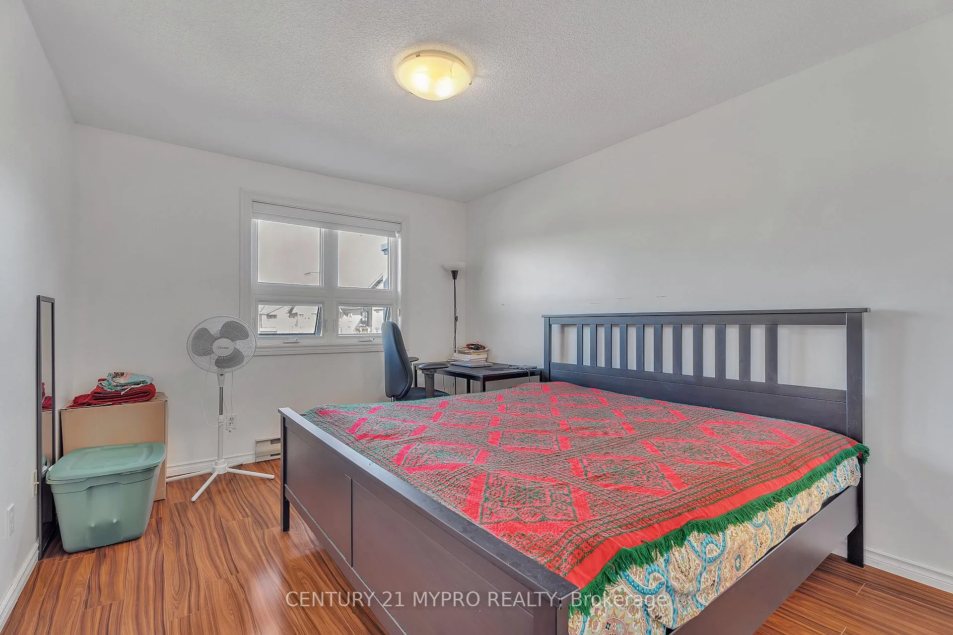 Photo 23 of Unit 410, 1 Jacksway Crescent, London, North G — HOMEH