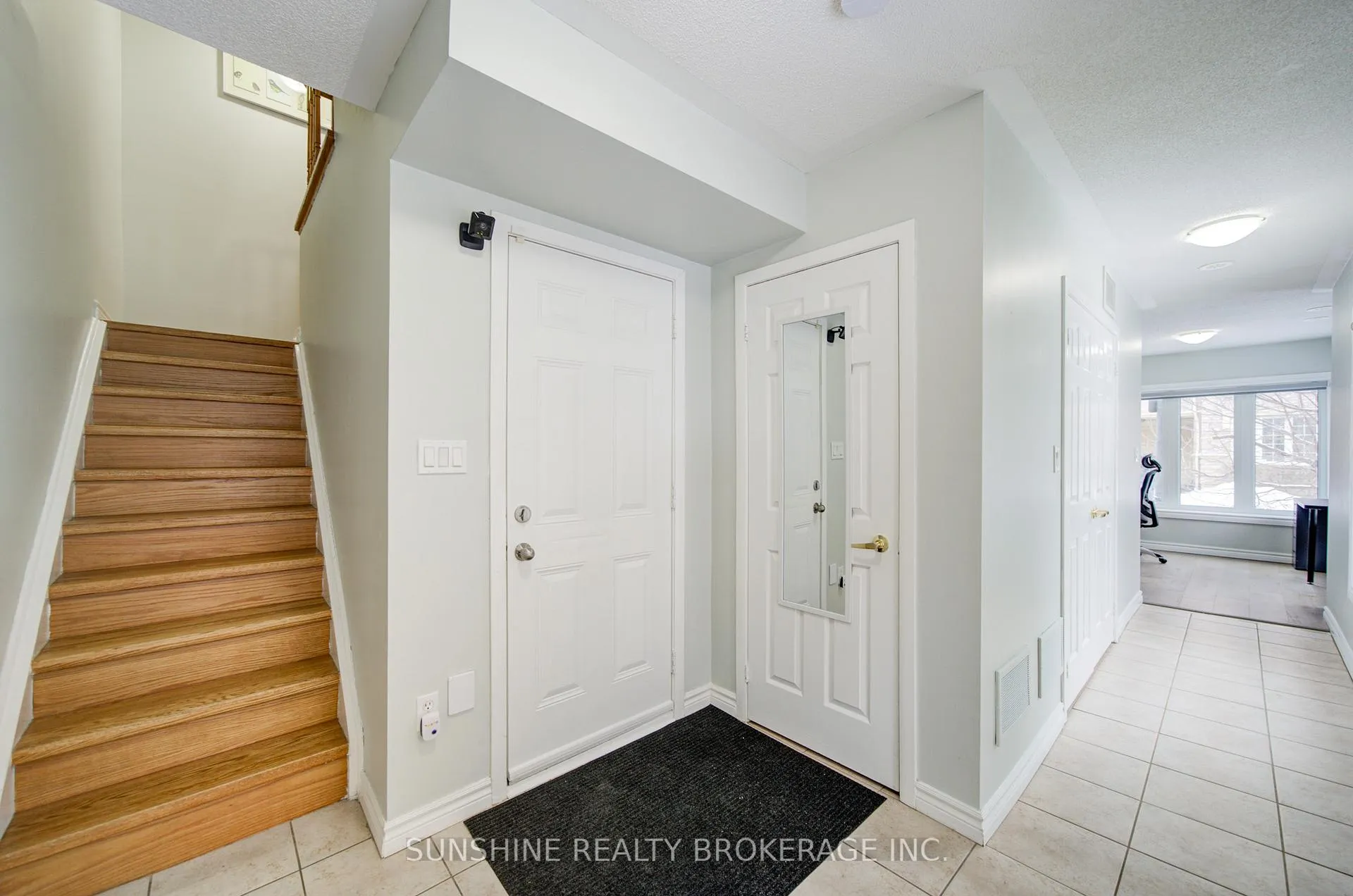 Photo 4 of Unit 97, 1250 St. Martins Drive, Pickering, Bay Ridges — HOMEH
