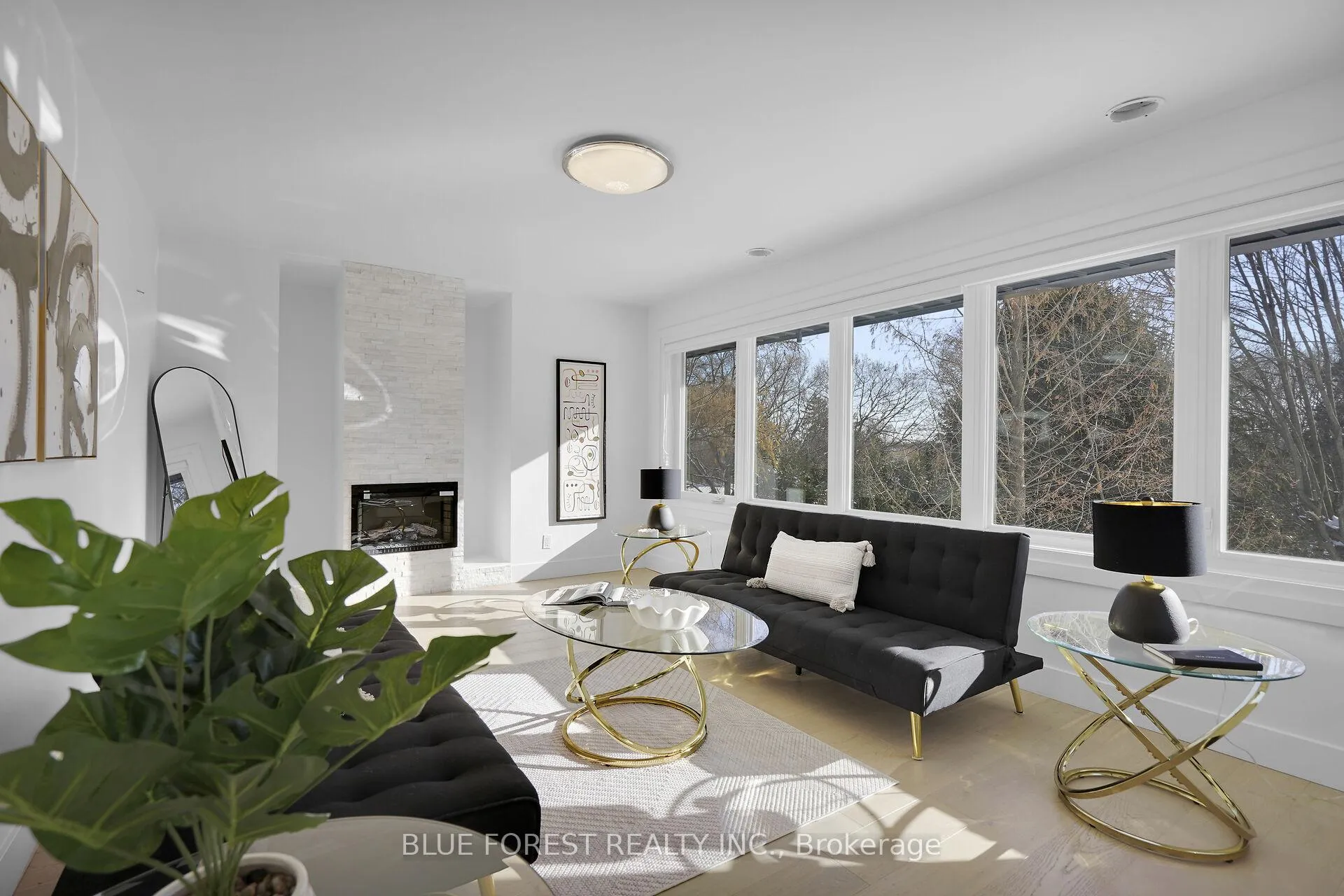 Photo 13 of 878 Riverside Drive, London, North Q — HOMEH
