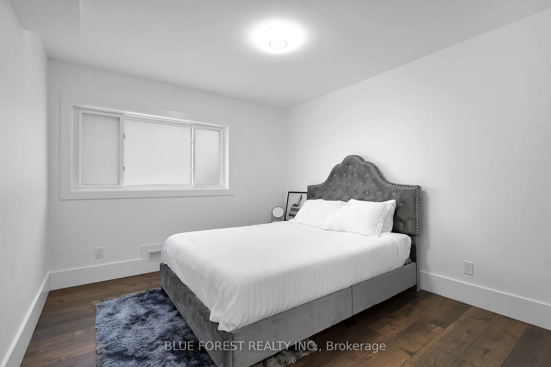 Photo 39 of 878 Riverside Drive, London, North Q — HOMEH