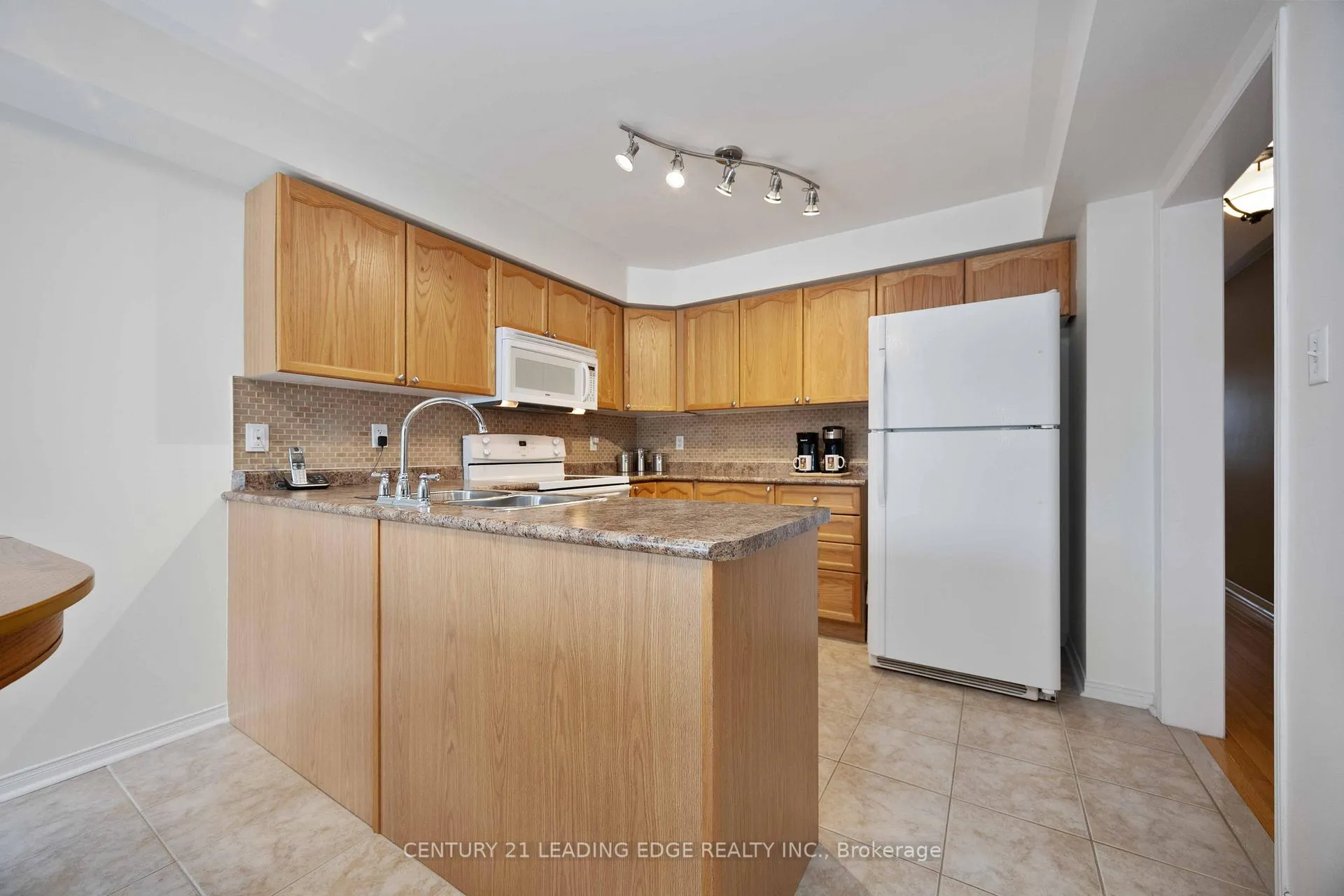 Photo 21 of 181 Bottrell Street, Clarington, Bowmanville — HOMEH