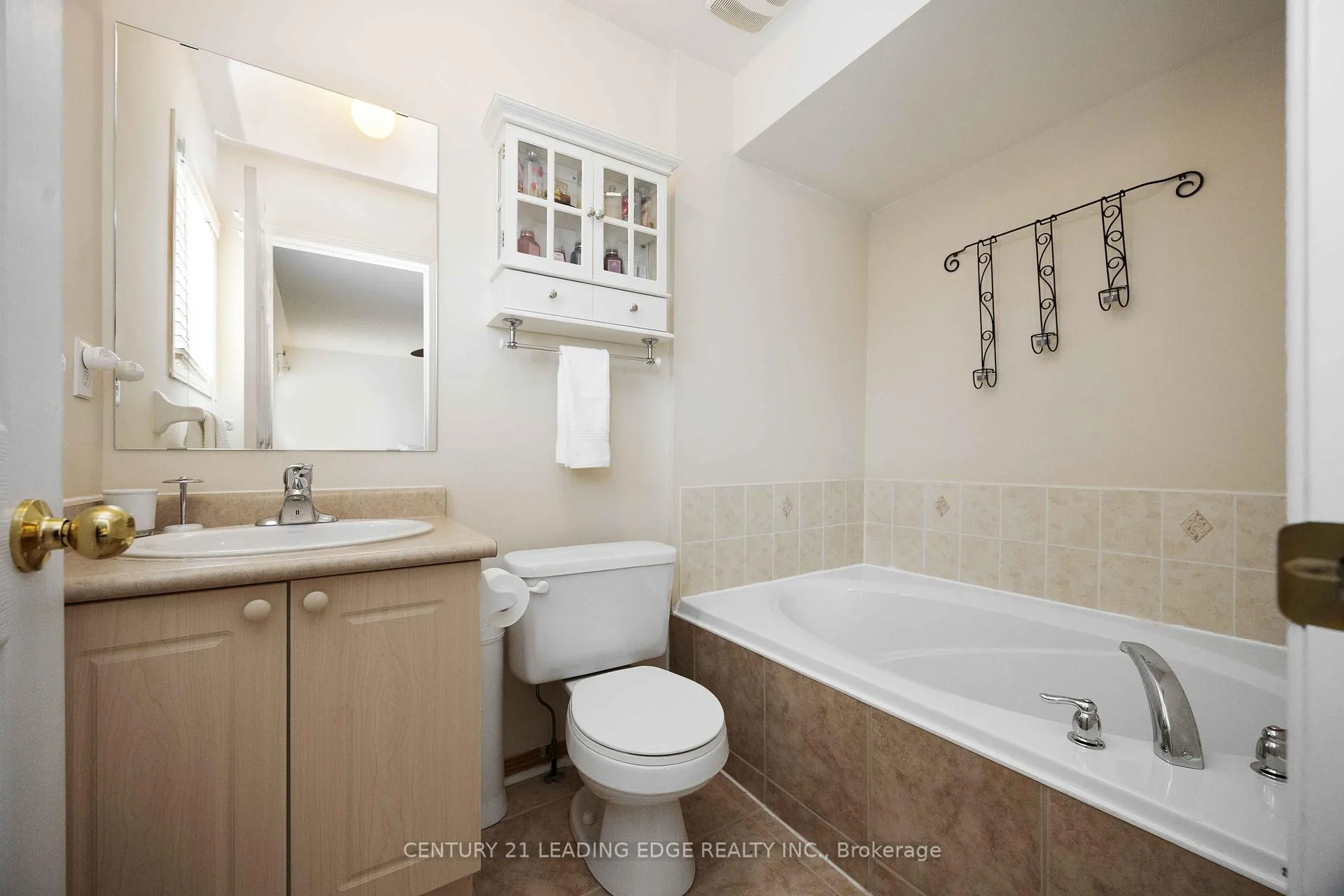 Photo 30 of 181 Bottrell Street, Clarington, Bowmanville — HOMEH