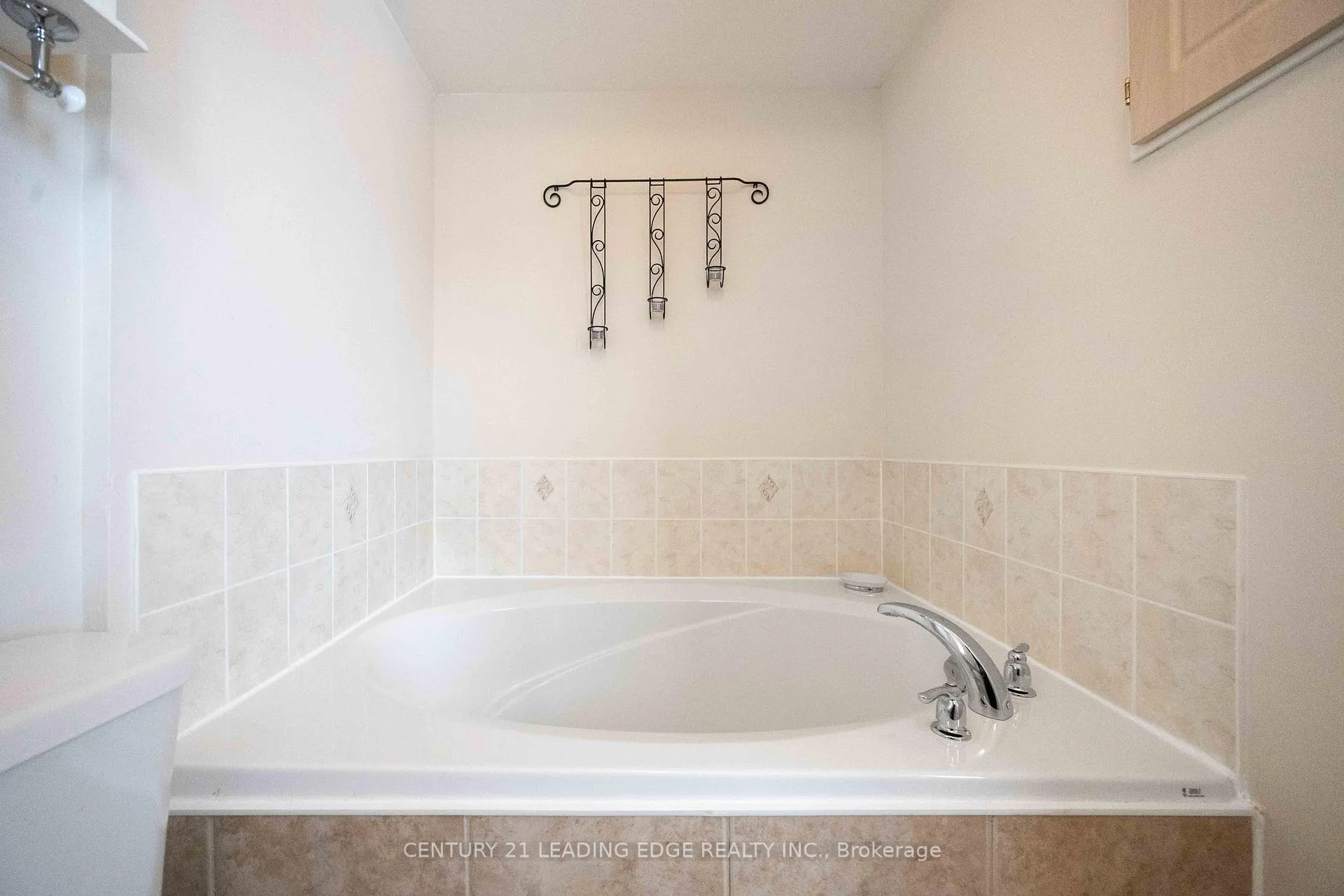 Photo 31 of 181 Bottrell Street, Clarington, Bowmanville — HOMEH