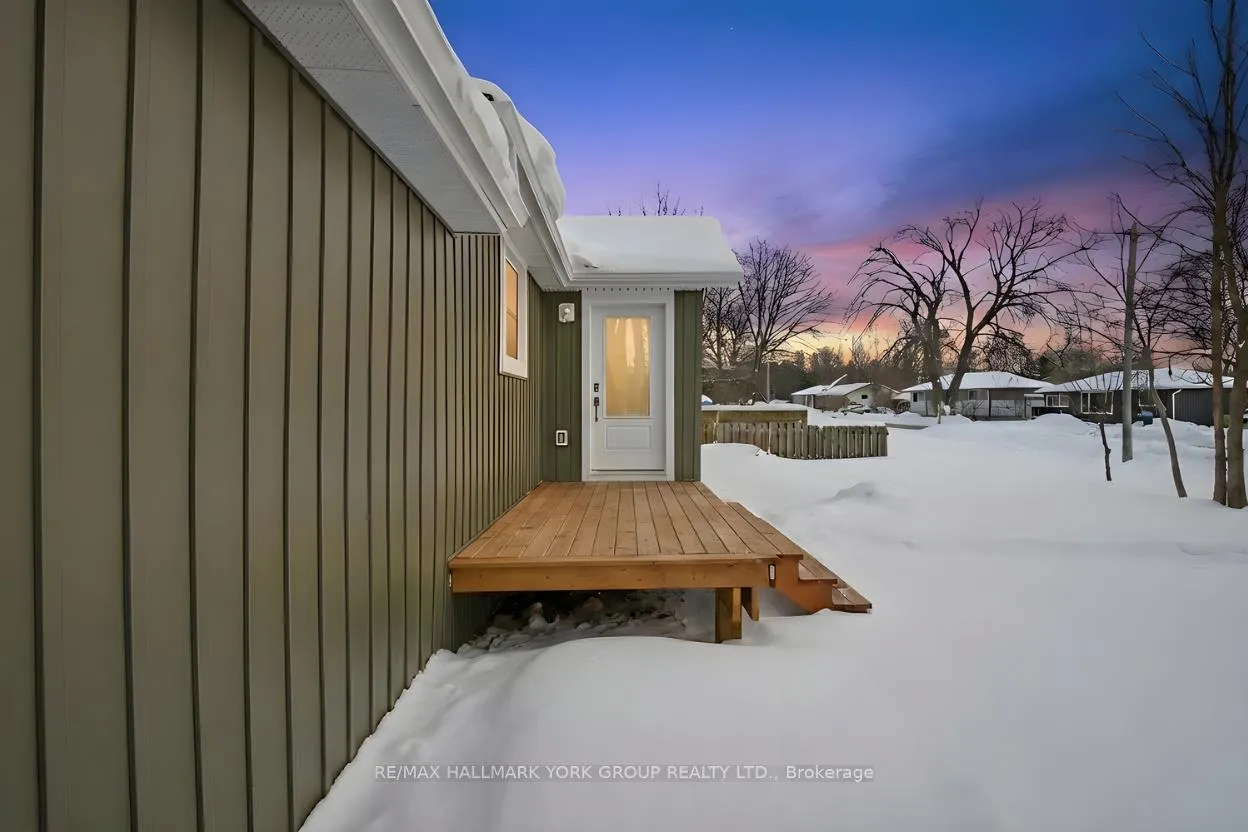 Photo 3 of 103 Cronsberry Road, Georgina, Virginia — HOMEH