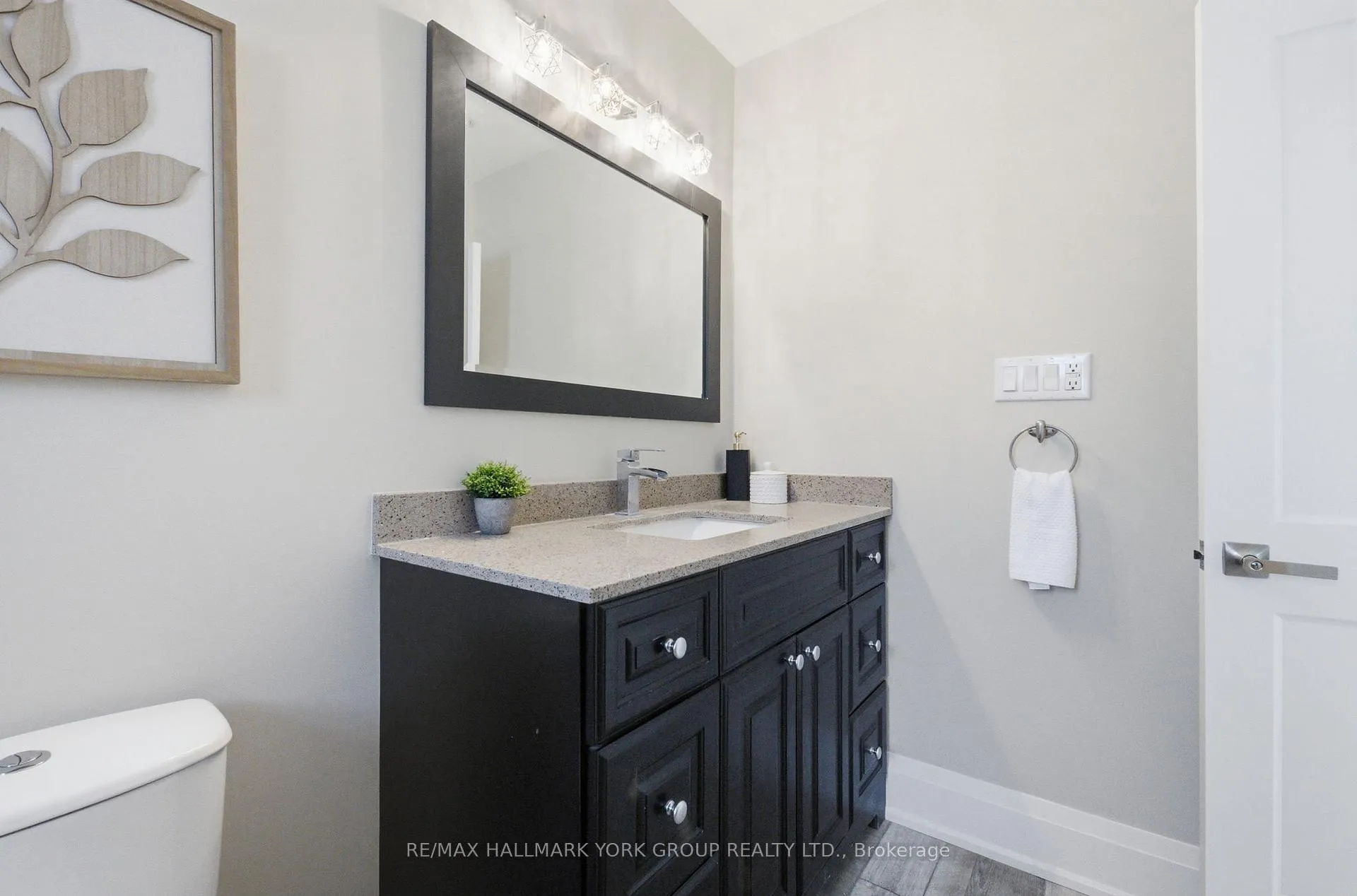 Photo 30 of 103 Cronsberry Road, Georgina, Virginia — HOMEH
