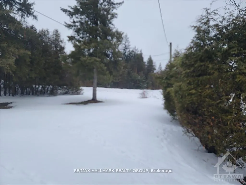 Photo 3 of 6434 Bank Street, Ottawa, Osgoode Twp North of Reg Rd 6 — HOMEH