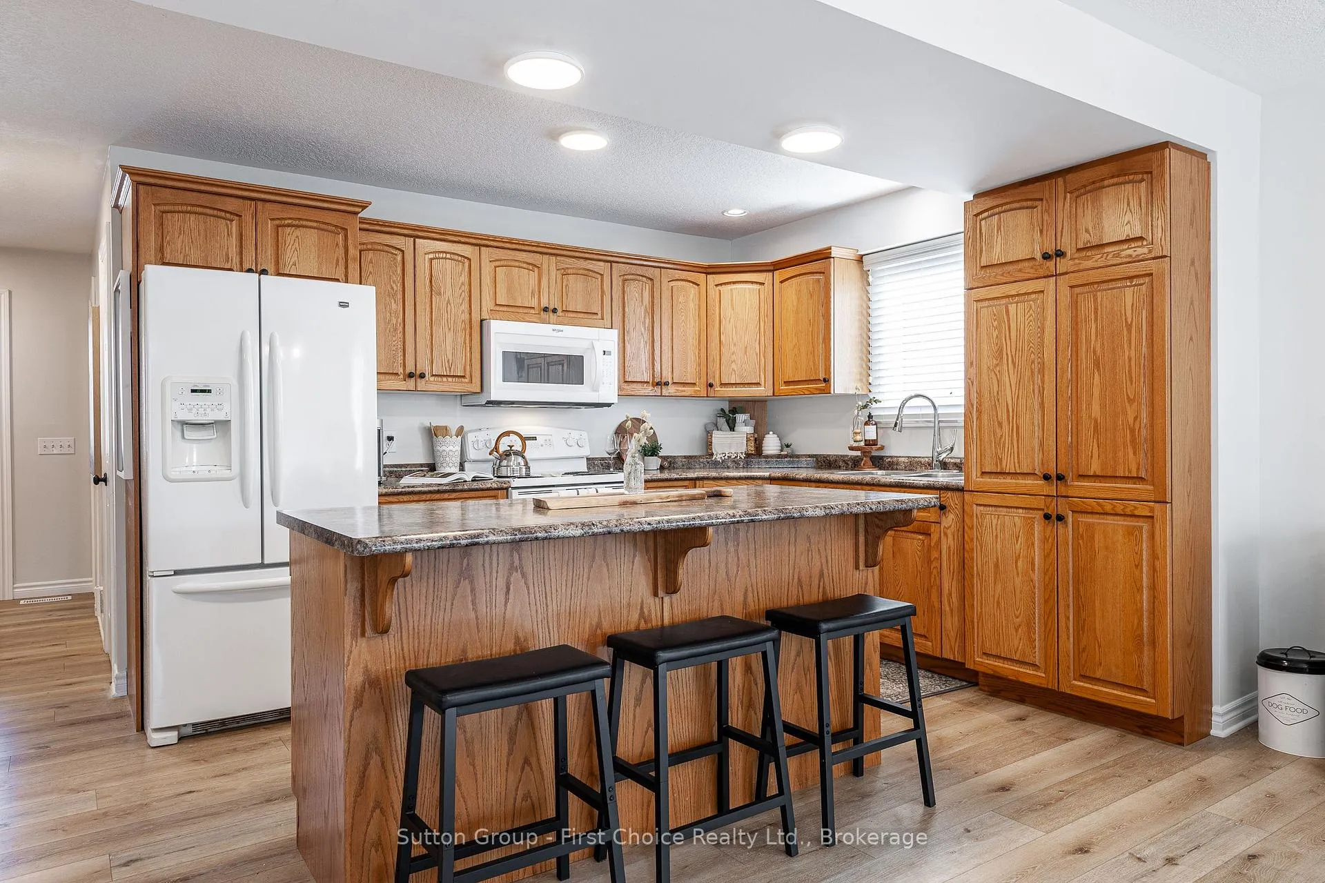 Photo 4 of 187 Southvale Road, St. Marys — HOMEH