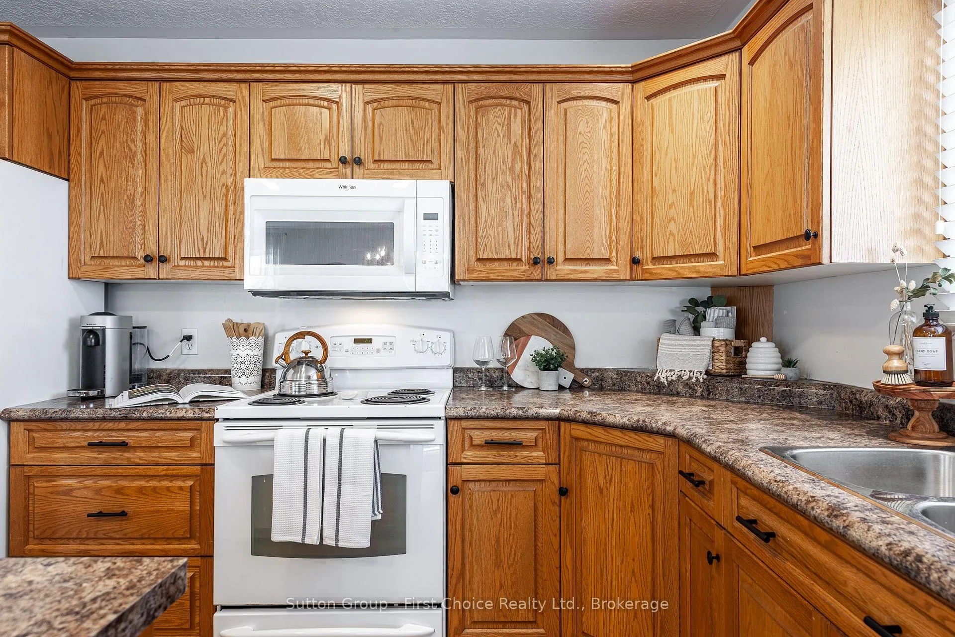 Photo 6 of 187 Southvale Road, St. Marys — HOMEH