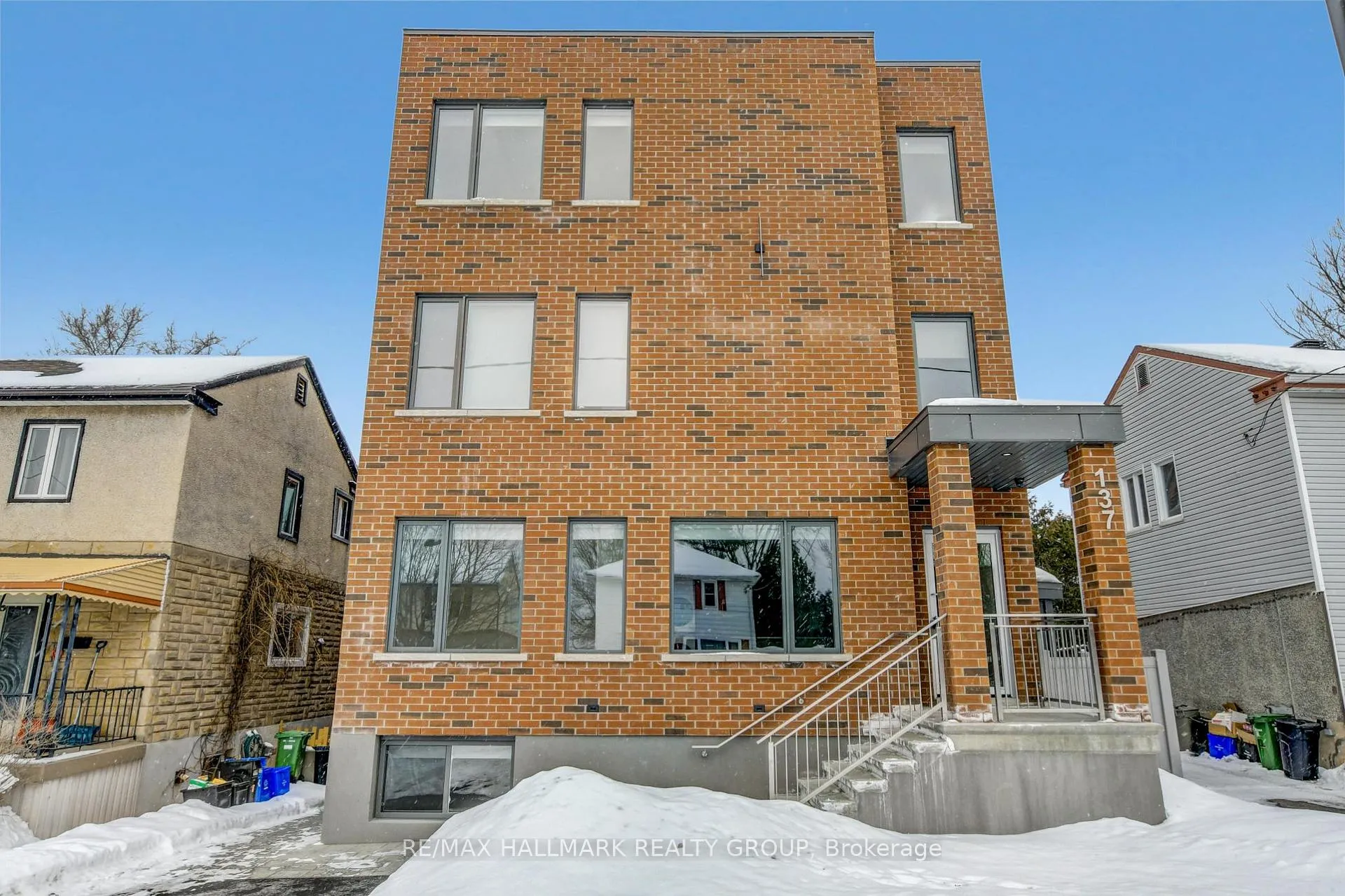 Photo 1 of Unit 1, 137 Marquette Avenue, Ottawa, Vanier — HOMEH