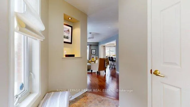 Photo 7 of 69 Guildwood Drive, Clarington, Bowmanville — HOMEH