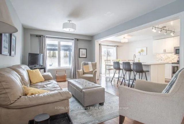 Photo 9 of 69 Guildwood Drive, Clarington, Bowmanville — HOMEH