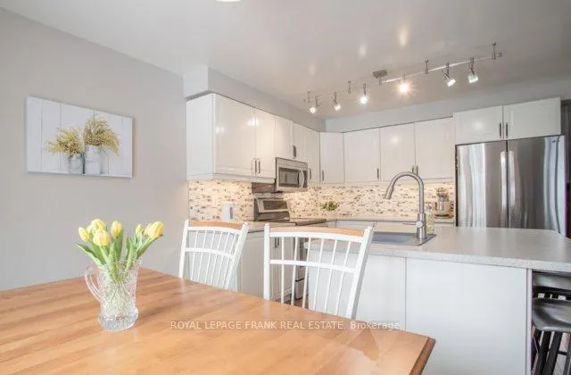 Photo 15 of 69 Guildwood Drive, Clarington, Bowmanville — HOMEH