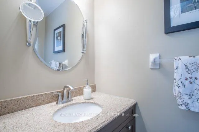 Photo 17 of 69 Guildwood Drive, Clarington, Bowmanville — HOMEH