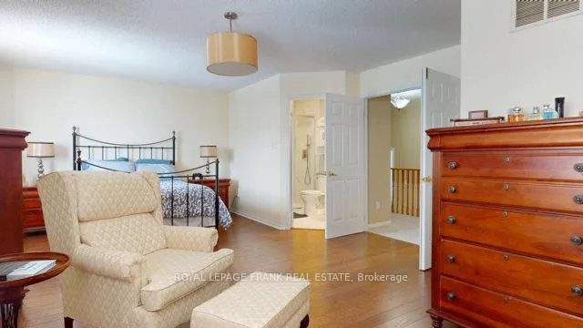 Photo 21 of 69 Guildwood Drive, Clarington, Bowmanville — HOMEH
