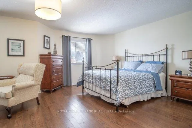 Photo 22 of 69 Guildwood Drive, Clarington, Bowmanville — HOMEH