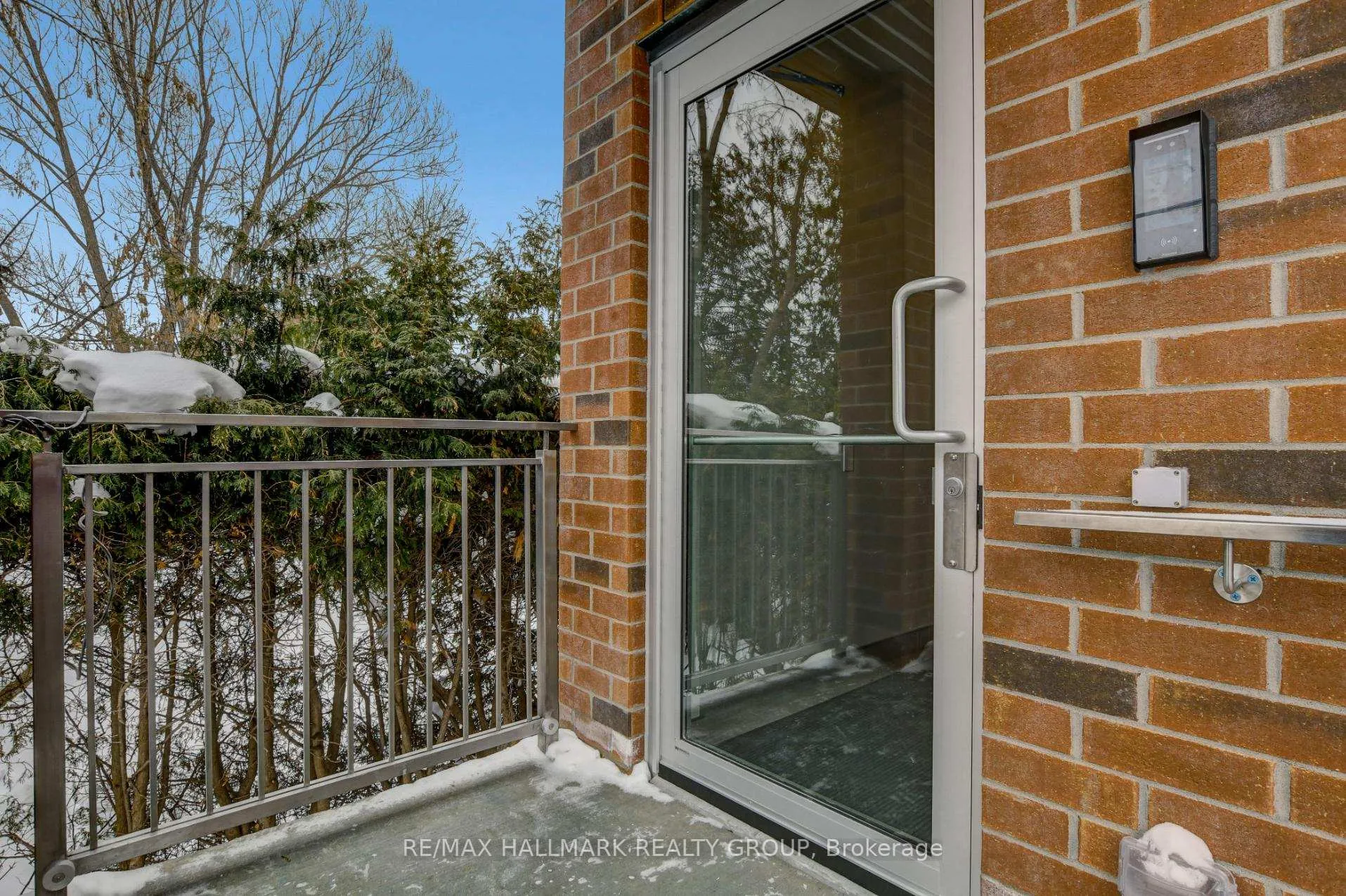 Photo 18 of Unit 6, 137 Marquette Avenue, Ottawa, Vanier — HOMEH