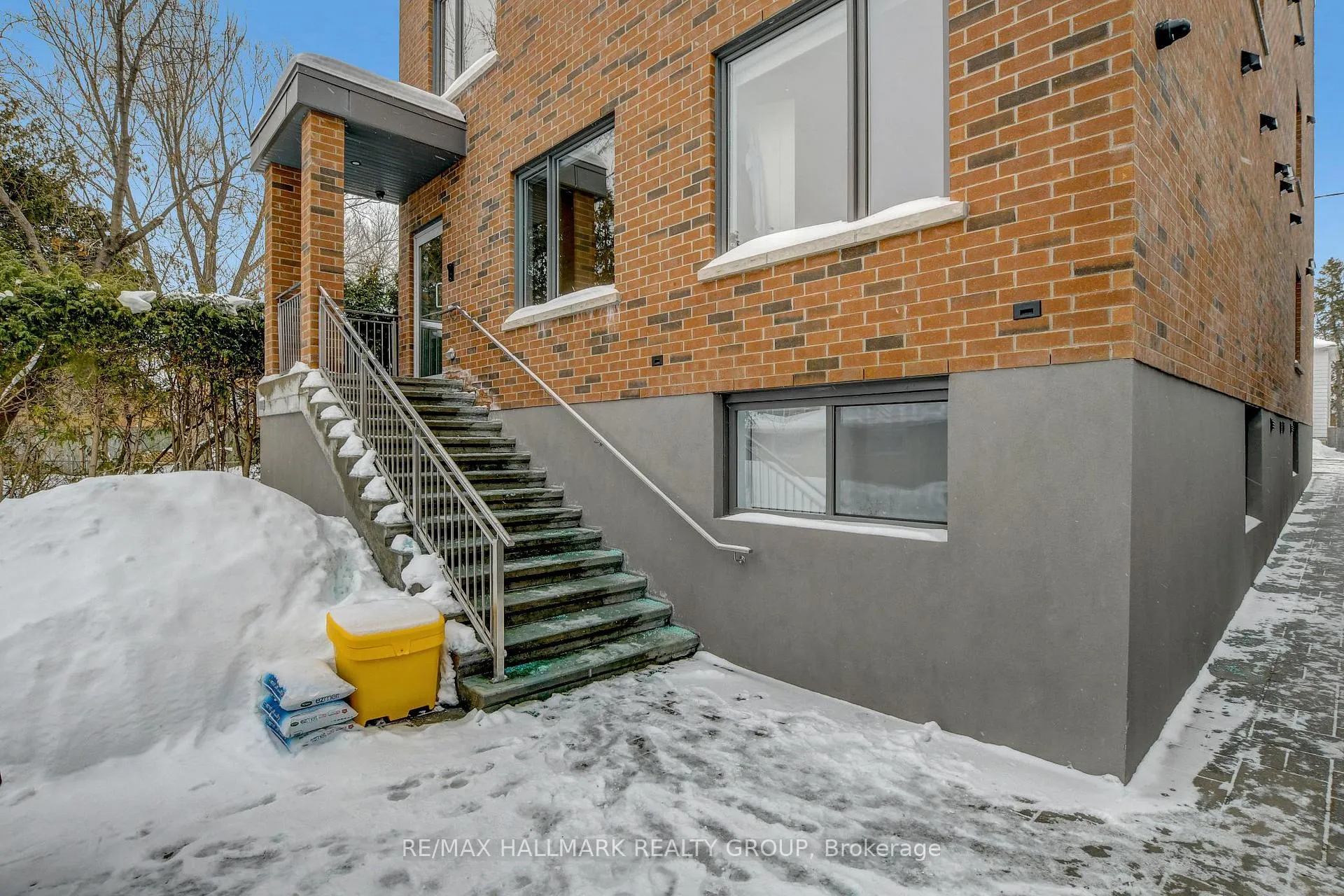 Photo 17 of Unit 7, 137 Marquette Avenue, Ottawa, Vanier — HOMEH