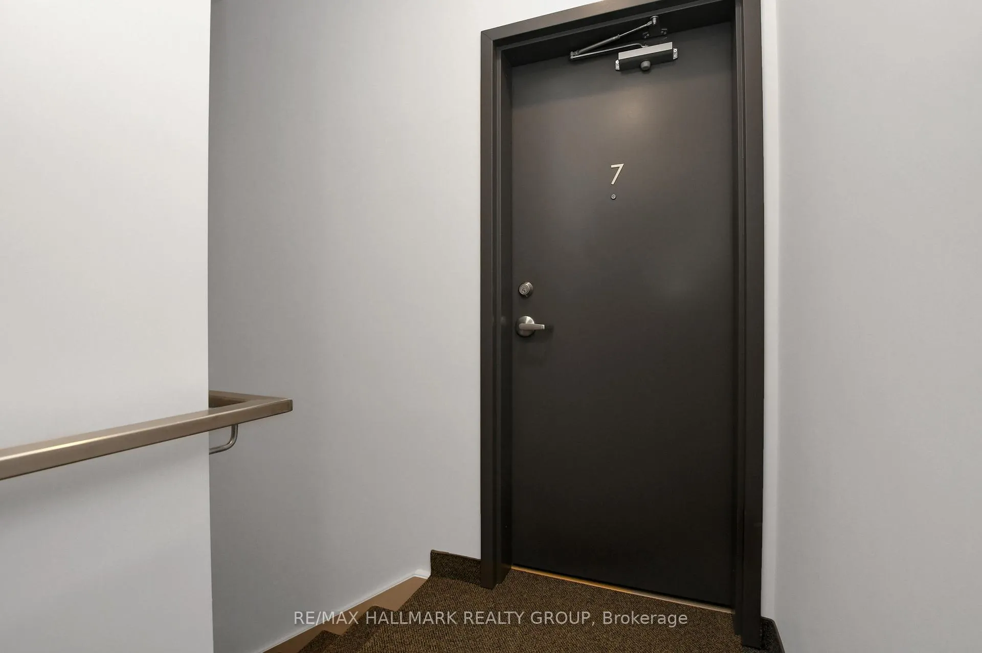 Photo 21 of Unit 7, 137 Marquette Avenue, Ottawa, Vanier — HOMEH
