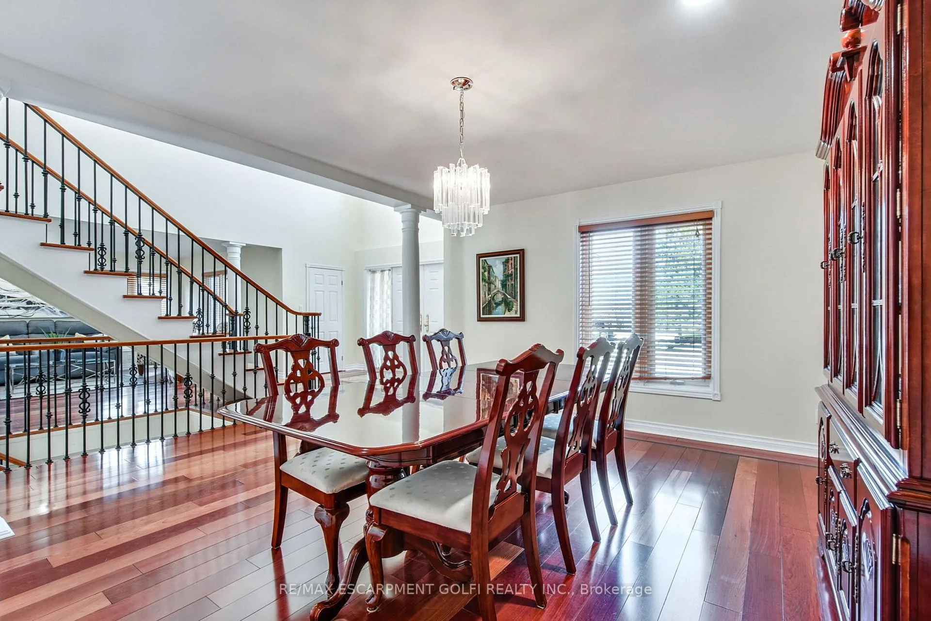 Photo 6 of 24 John Martin Crescent, Hamilton, Rural Flamborough — HOMEH