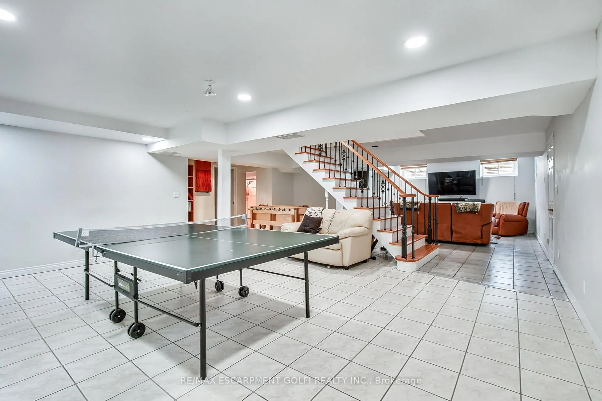 Photo 24 of 24 John Martin Crescent, Hamilton, Rural Flamborough — HOMEH
