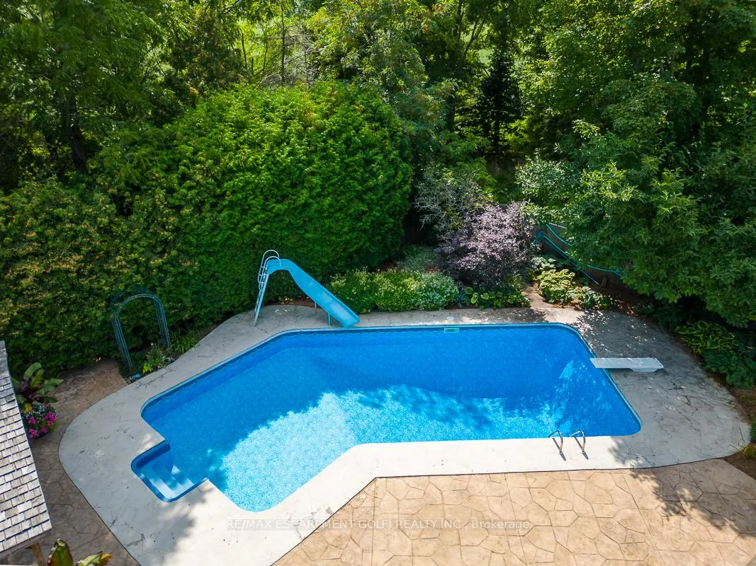 Photo 30 of 24 John Martin Crescent, Hamilton, Rural Flamborough — HOMEH