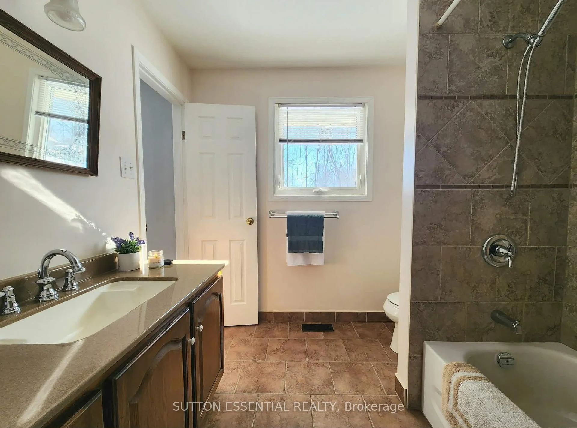 Photo 17 of 11 Oak Street, Augusta, Augusta Twp — HOMEH