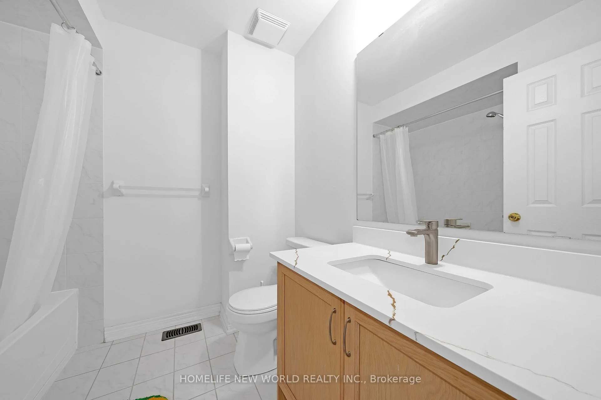 Photo 10 of 121 Christian Ritter Drive, Markham, Berczy — HOMEH